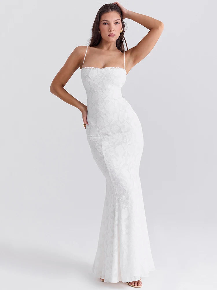 Title VALÉRIA Backless Maxi Dress